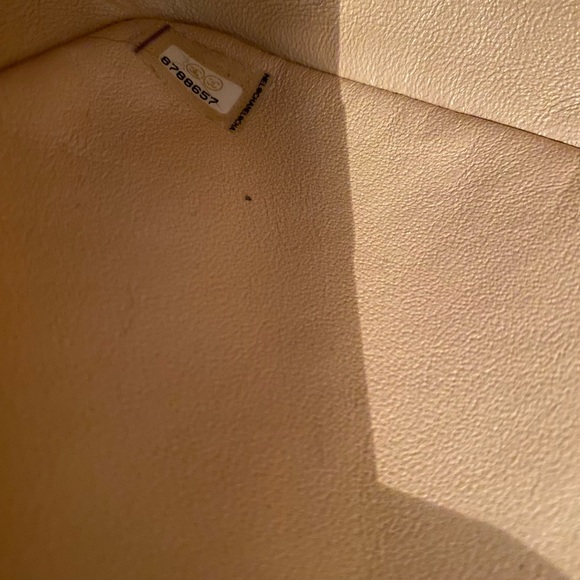 Rare Chanel Vintage Flap Bag with 24K Gold Hardware - Picture 4 of 16